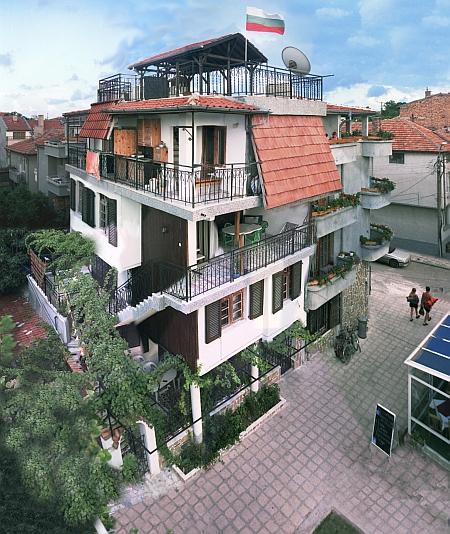   Swiss House