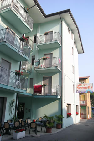 SERENELLA
