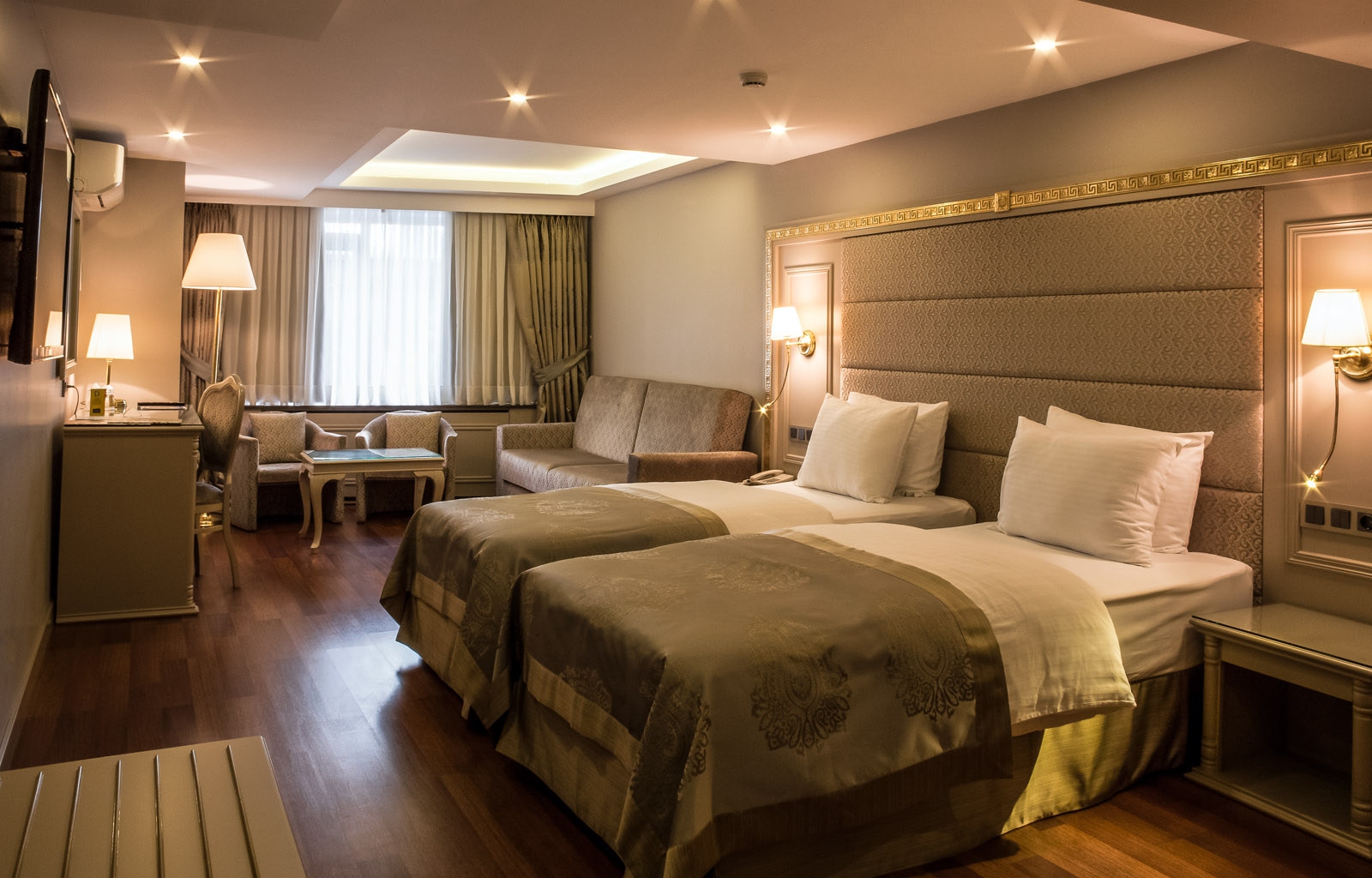 ANTIK HOTEL