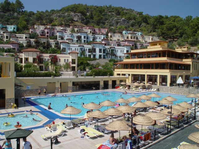 CARIA HOLIDAY RESORT